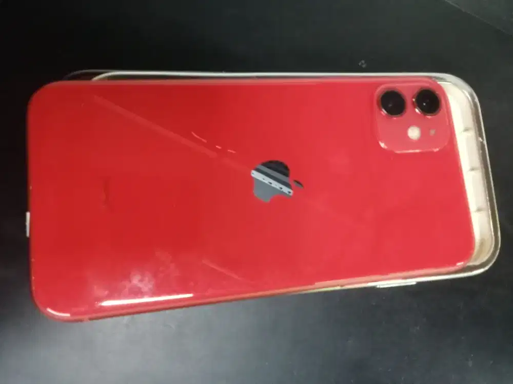 iPhone 11 256 merah