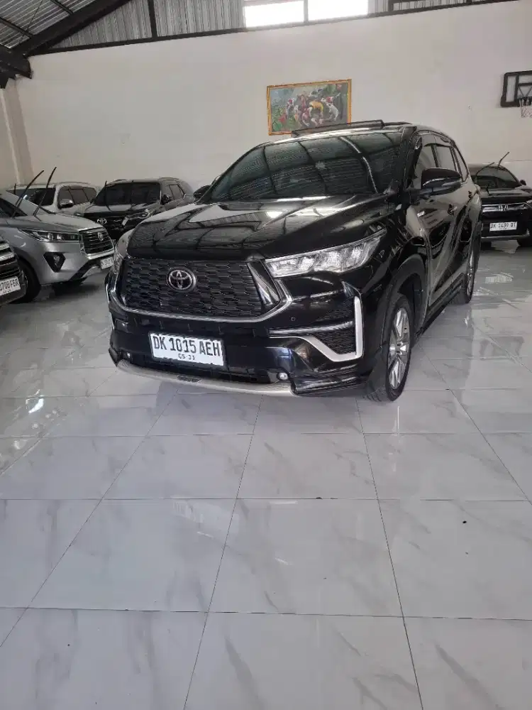 Innova Zenix Q modelista TSS hybrid