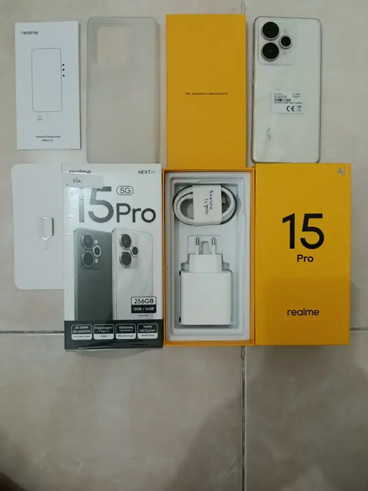 Realme 15 pro 5G seperti baru 12/256