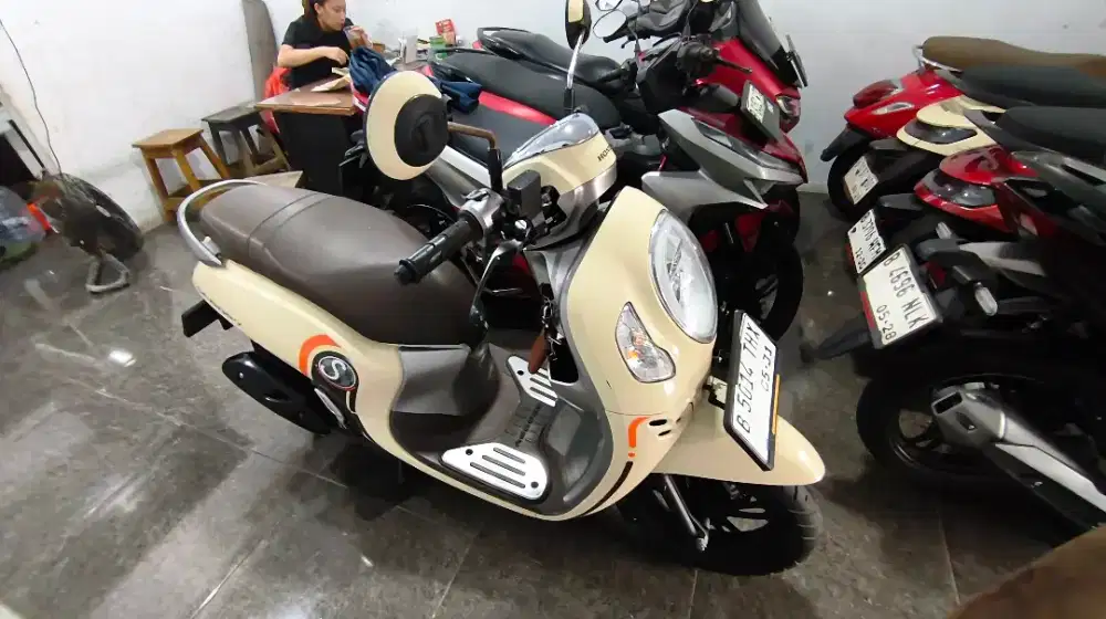 JUAL HONDA SCOOPY SPORTY 2021 KM SANGAT LOW 2 rb