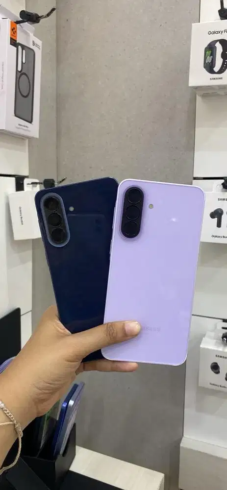 SAMSUNG A57 FREE BUDSCORE