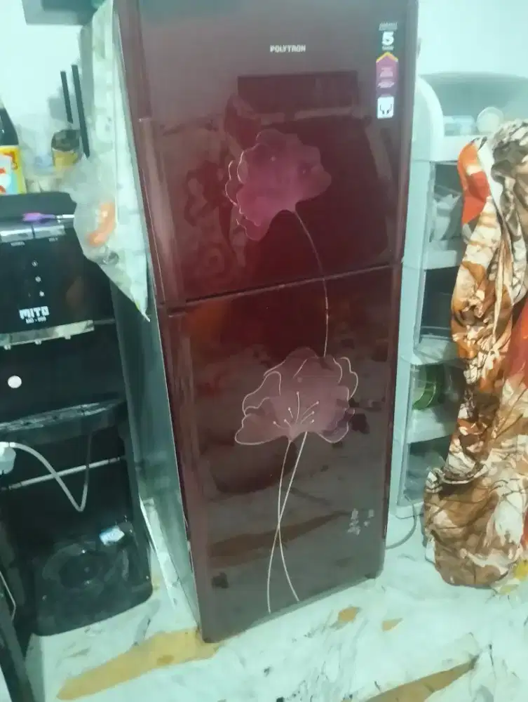 Kulkas Polytron second garansi mulus