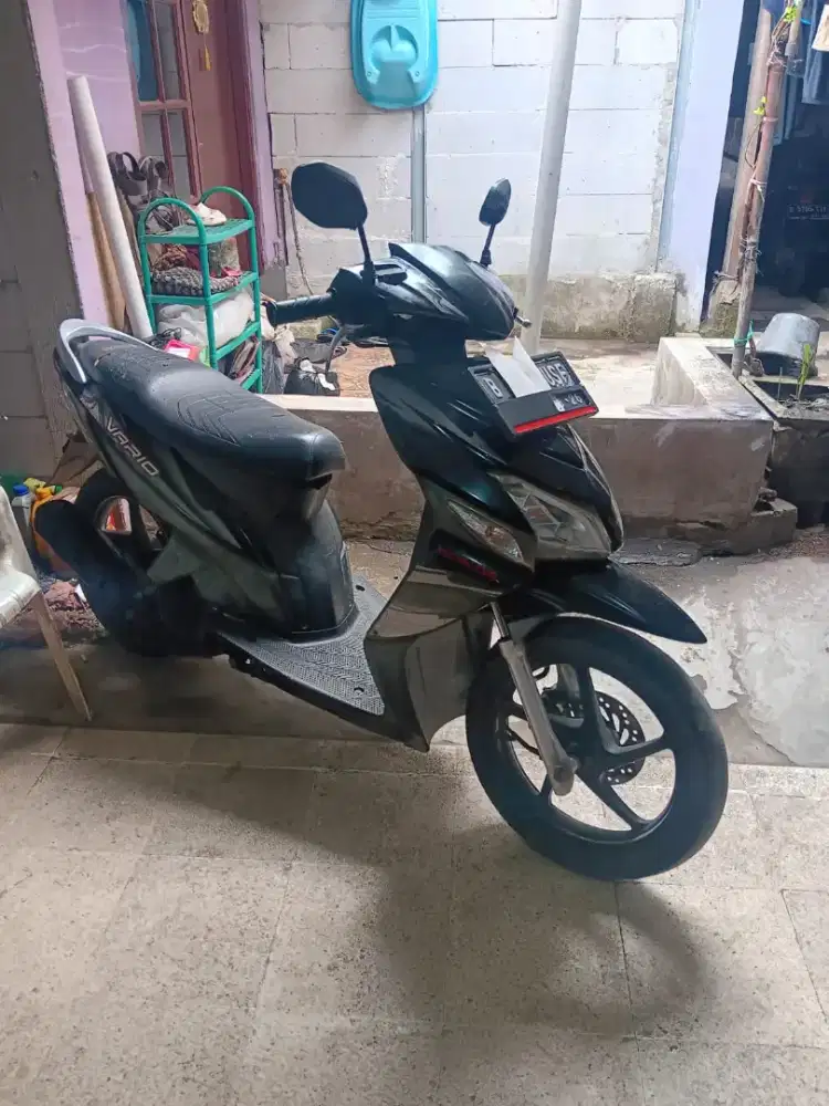 Jual Honda Vario Carbu thn 2011 ss Lengkap+Faktur