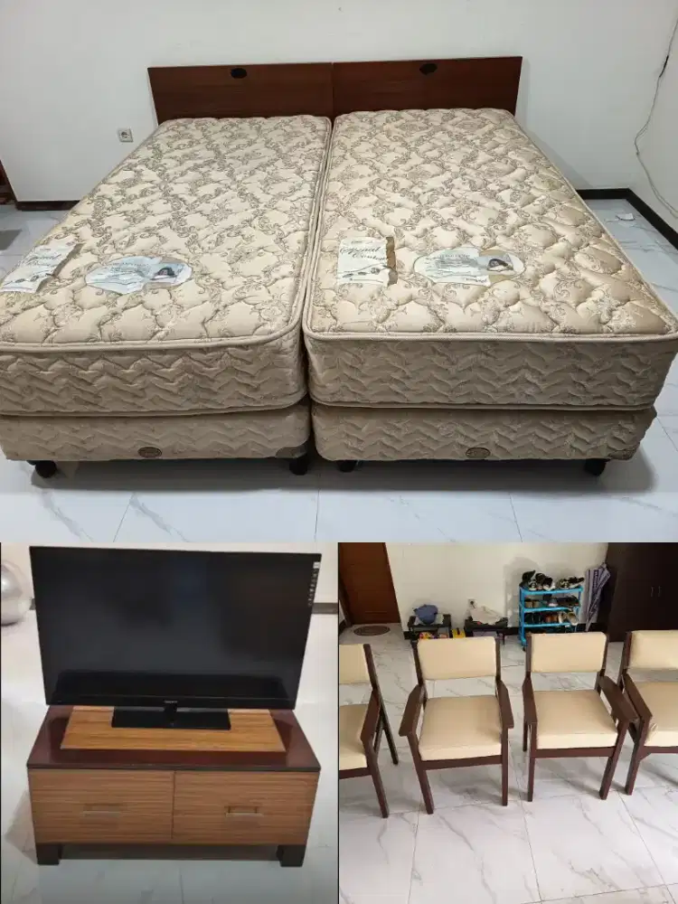 Dua kasur King Koil Single+dipan+lemari TV+4 kursi sofa