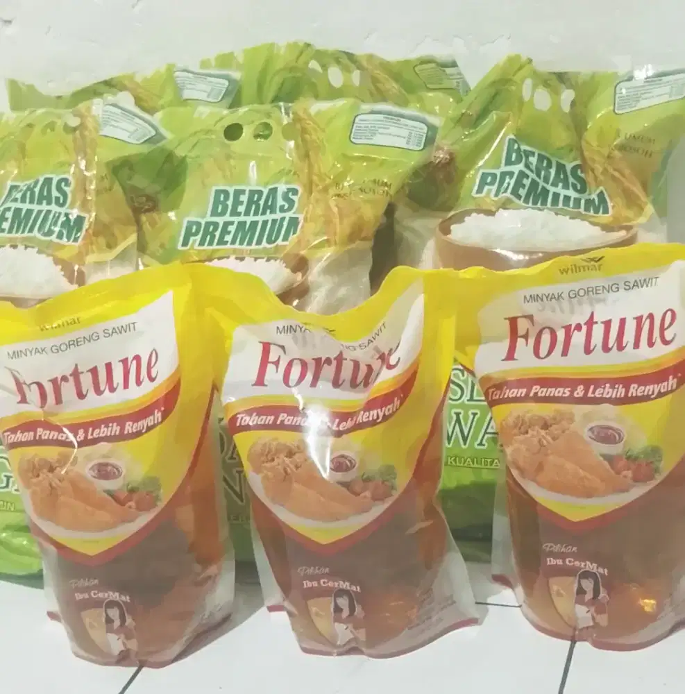 Jual beras premium sedap wangi
5 Kg 
Minyak Fortune 2 ltr