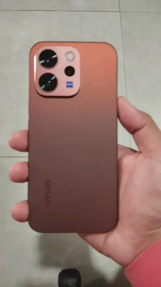 Jual HP VIVO V70