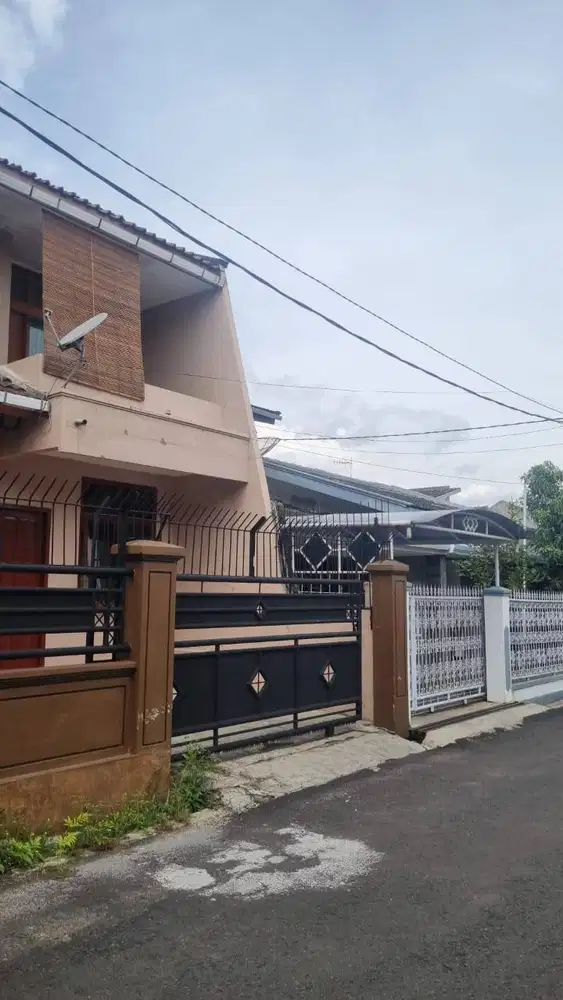 Dijual Rumah Kost di Cikutra Baru Bandung