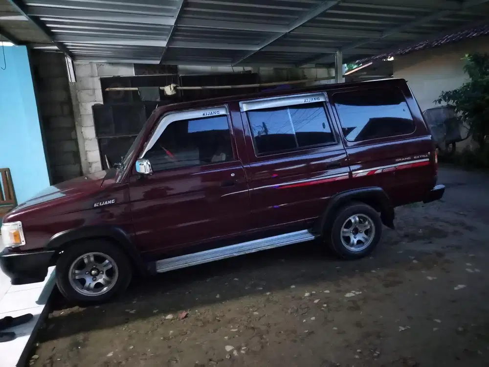 Toyota Kijang 1993 Bensin