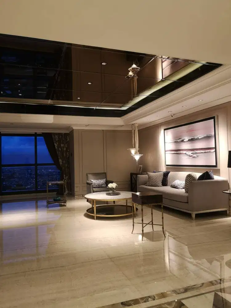 Dijual apartemen The Peak  Lantai 20