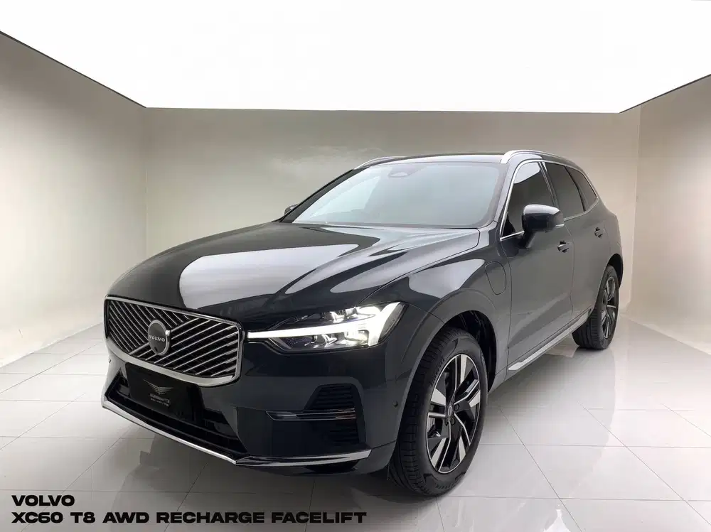 VOLVO XC60 T8 AWD RECHARGE FACELIFT 2025 FOREST LAKE GREEN