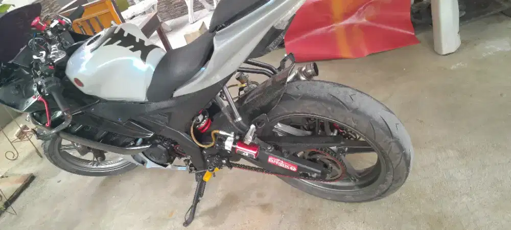 Dijual Yamaha R15 th 2015