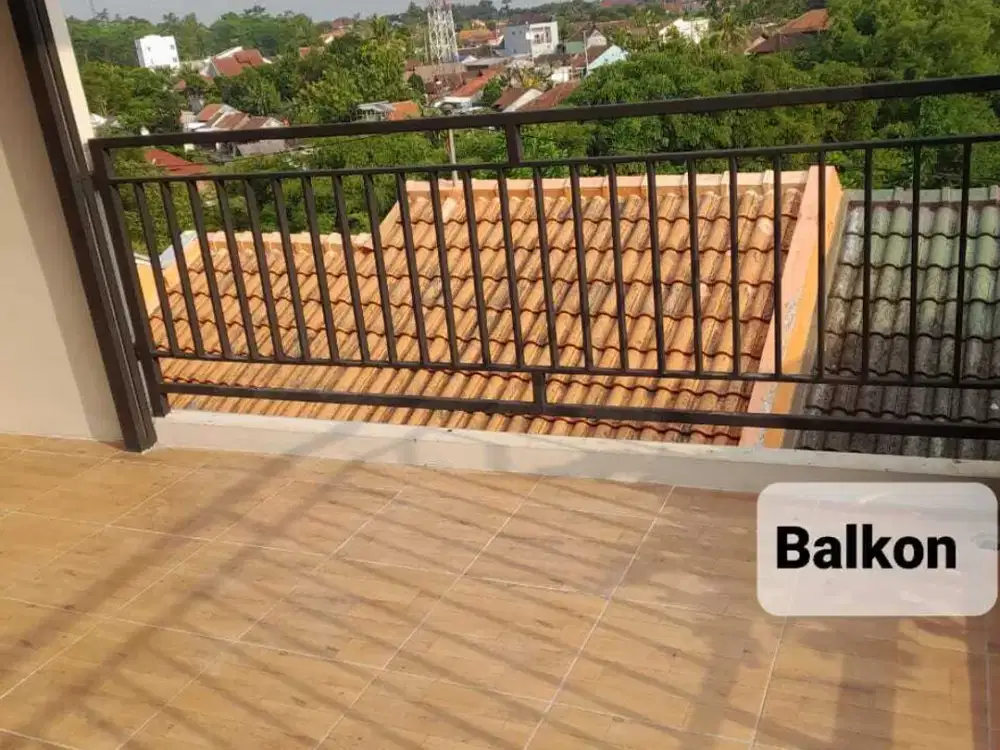 DISEWAKAN/ DIJUAL RUMAH VIEW GUNUNG, BEBAS BANJIR DEKAT JALAN RAYA. CLUSTER DI BANYUMANIK SEMARANG,  DEKAT  SMA 4, SMP 21, HIDAYATULLAH, AL AZHAR, UNDIP