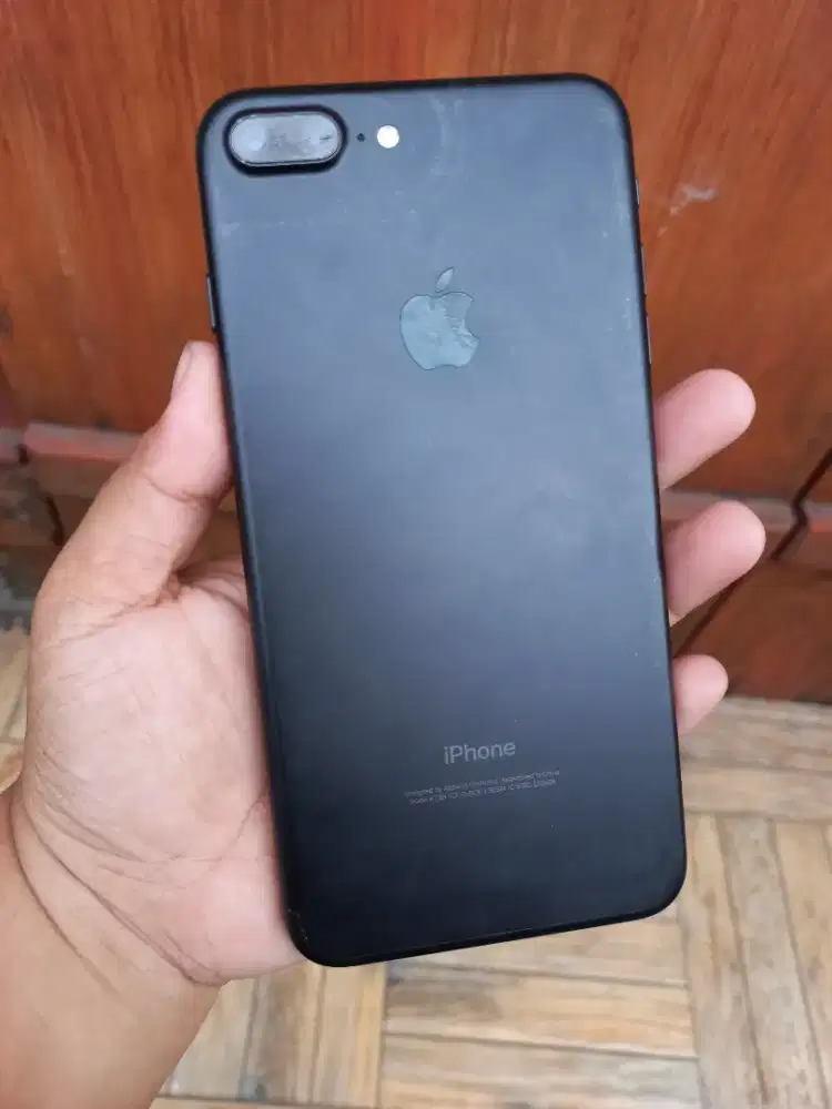 iphone 7+ 128gb all operator lama