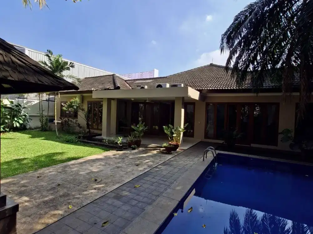 FOR RENT – Bright One Story House in Kemang, Bangka Area10 Minutes to Lipo Mall Kemang