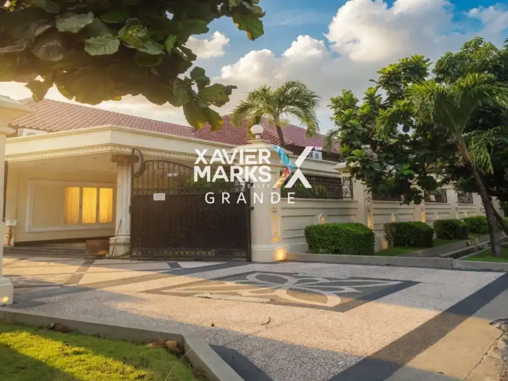 Dijual Rumah Super Mewah dan Strategis di Jemurwonosari, Surabaya