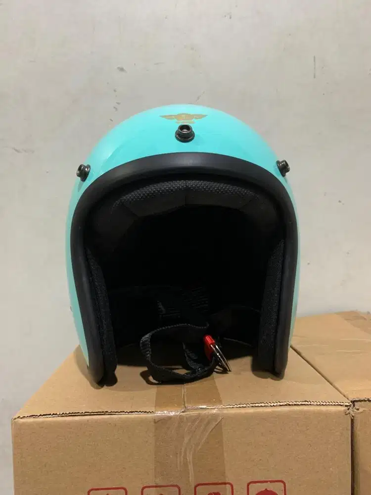 Helm Slimhead polos