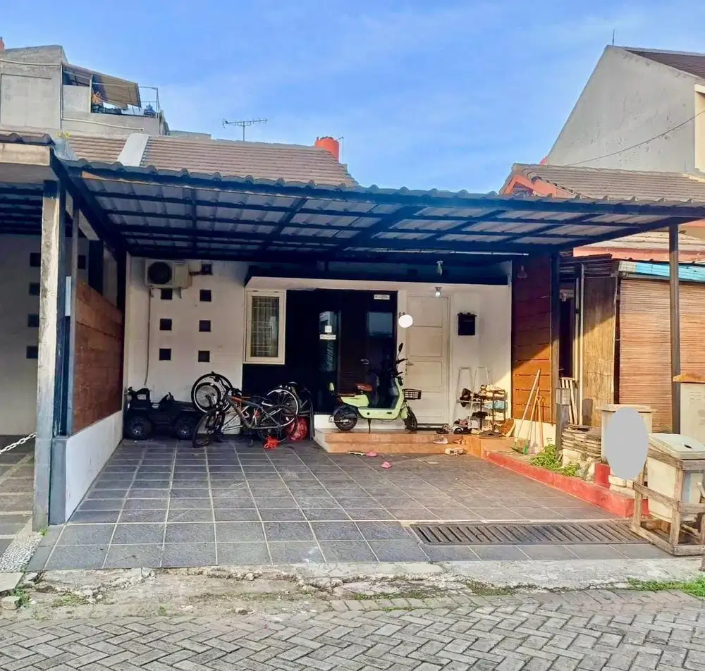 Di jual rumah lokasi strategis di the address cibubur