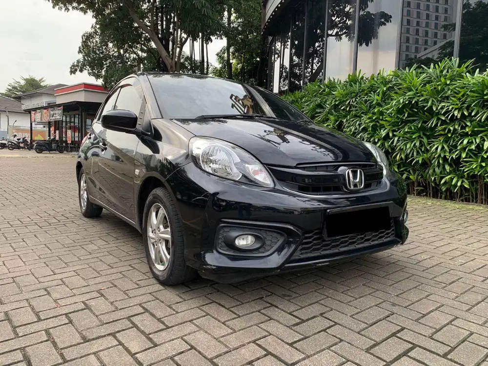 HONDA BRIO E AT 2018 HITAM (old model) KM 77RB