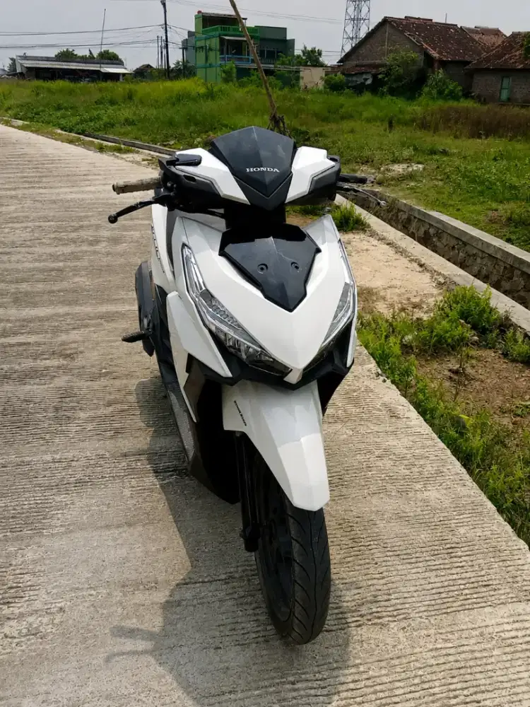 Honda Vario 150 Putih Mesin Halus Surat Lengkap Pajak Hidup Siap Pakai