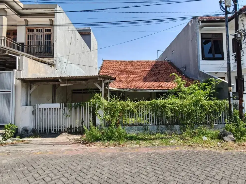 Tenggilis Rumah Lama Row 3 Mobil