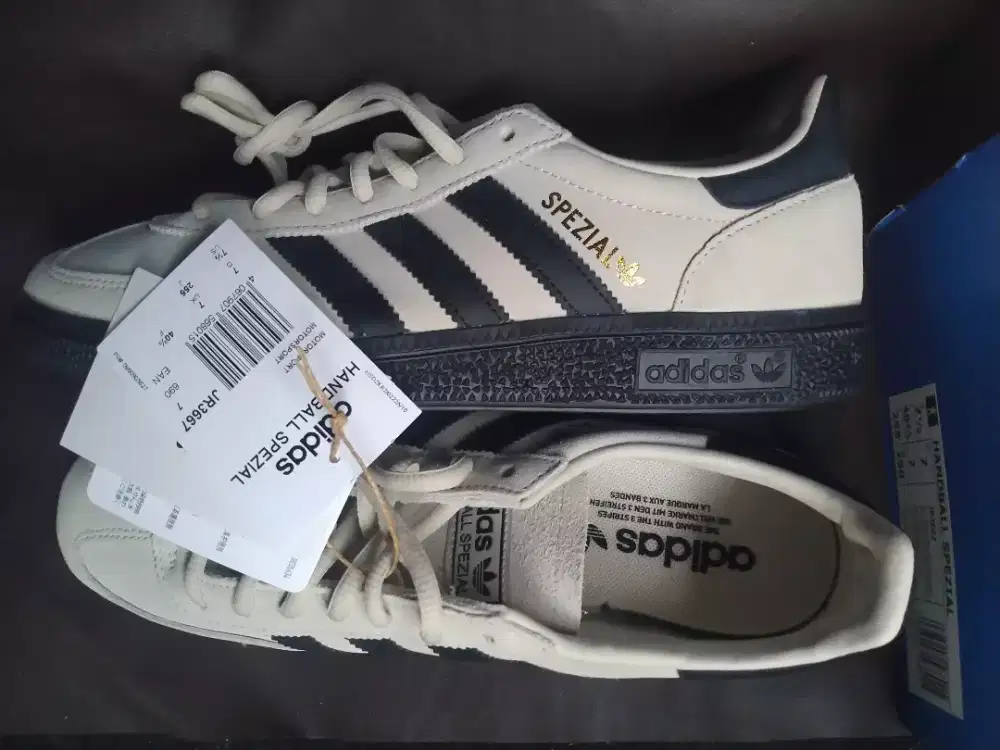ADIDAS Handball SPEZIAL Aluminium BLACK Core | 40 2/3 | Box Tag