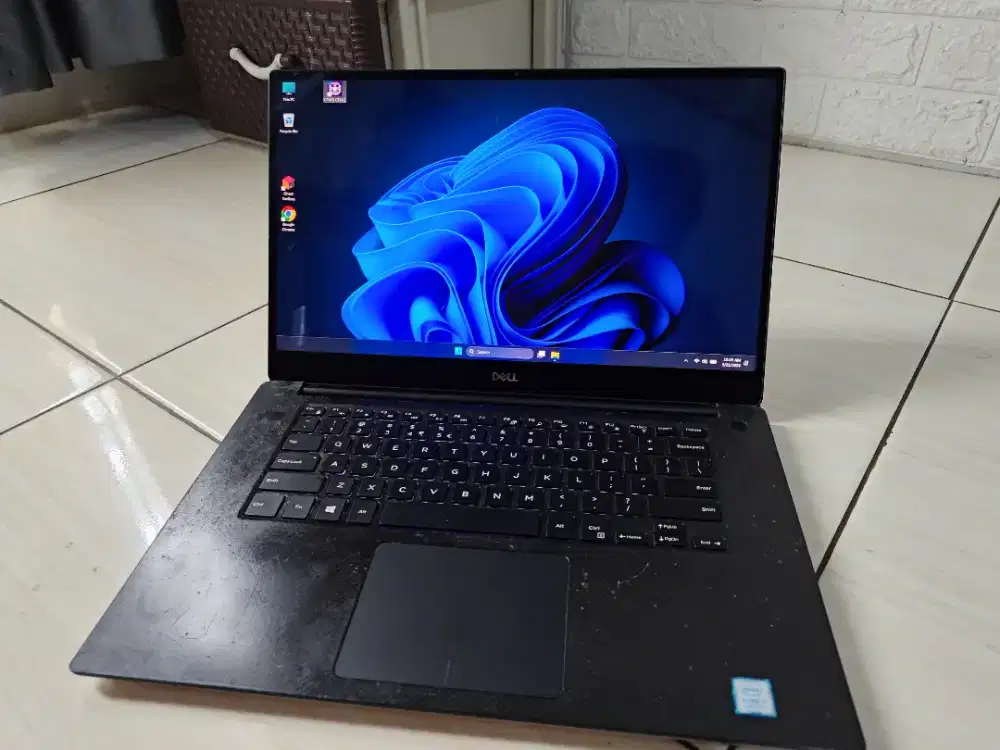 Dell XPS 15 7590 Touchscreen 4K Core i7-9750H, Ram 32/512 Gb