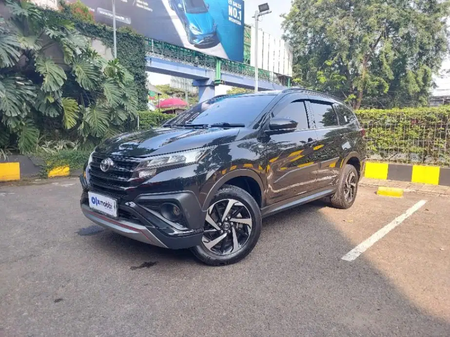 LOW DP Toyota Rush 1.5 TRD Sportivo Bensin-AT 2019 SGW