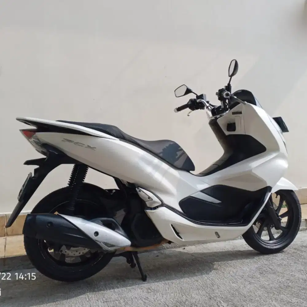 HONDA PCX 150 ABS TAHUN 2021 CASH KREDIT MURAH DP MULAI 500 RB