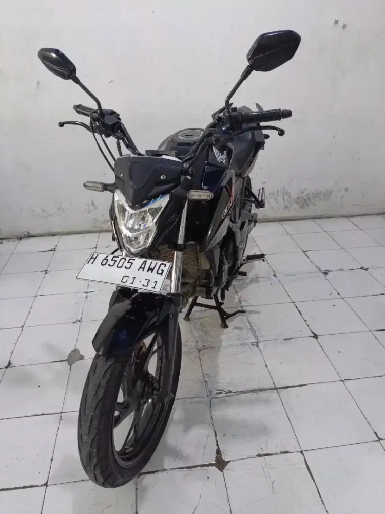 honda cb 150 hitam
