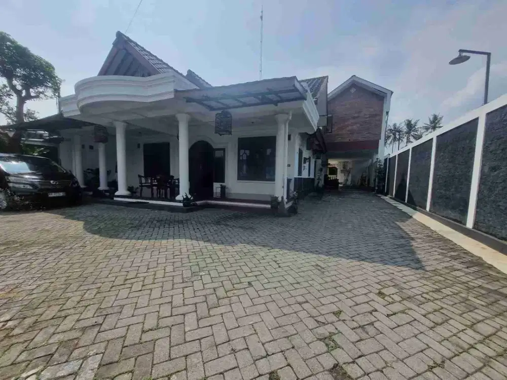 Dijual murah rumah induk dan kost Exclusive 19 kamar Full furnished Tanah luas
