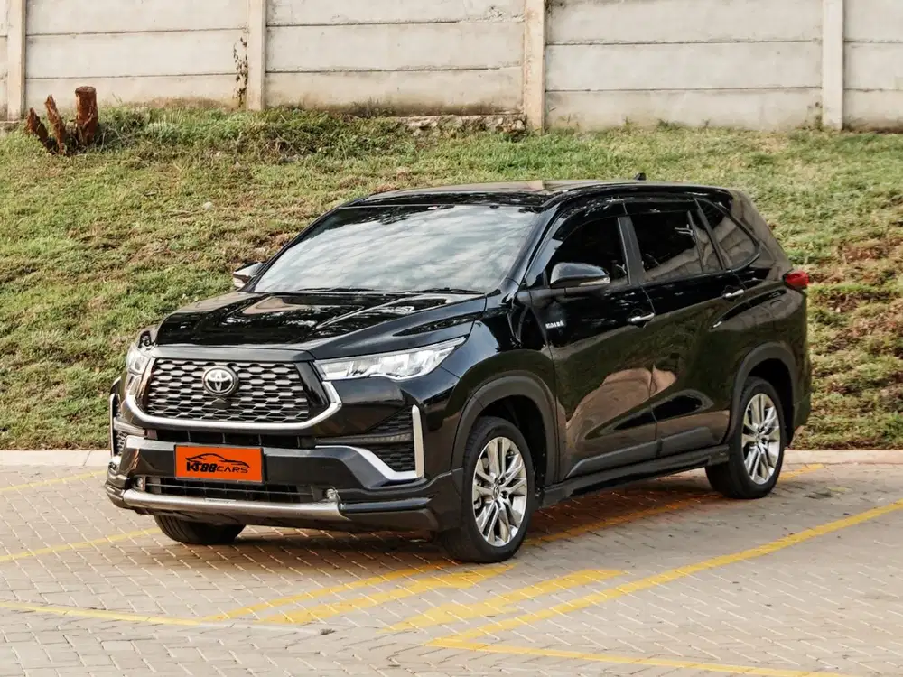 Toyota Innova Zenix Q Hybrid TSS Modelista AT 2023 Hitam genap
