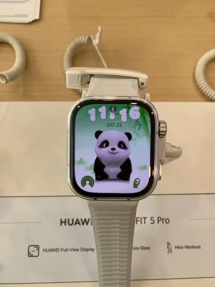 smarwatch fit 5 pro
