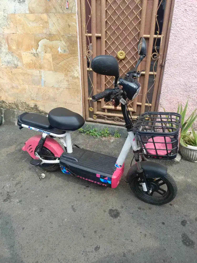 Sepeda listrik rubick bekas layak pakai