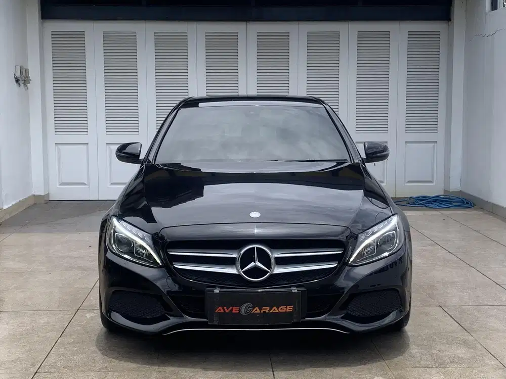Mercedes Benz C200 W205 Matic 2016 Low Km Istimewa Bebas Laka Banjir