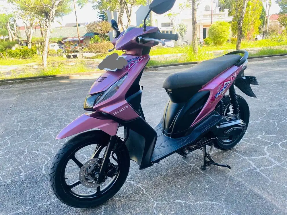 Honda beat tahun 2012