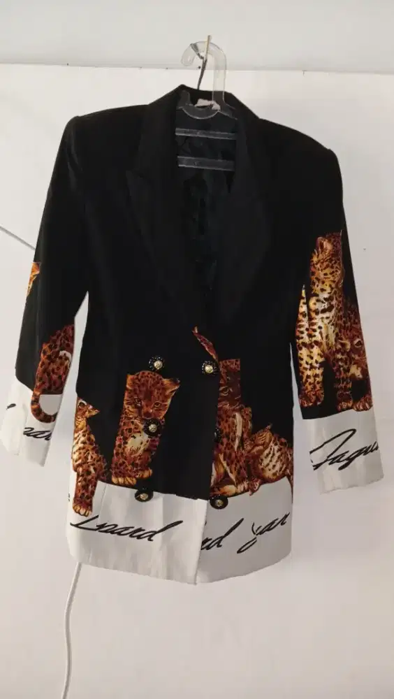 Jacket Jepang Wanita,  Jas Mewah, Poliester, size M, Second