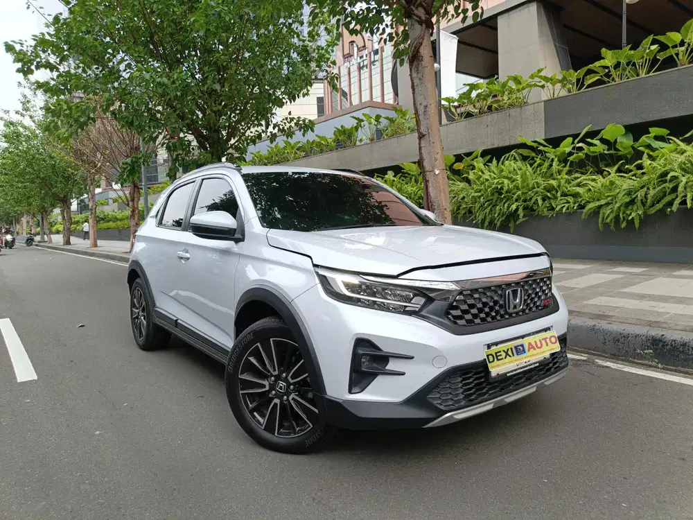 (KM25000)HONDA WRV RS AT 2024 NIK 2023 ISTIMEWA KM RENDAH
