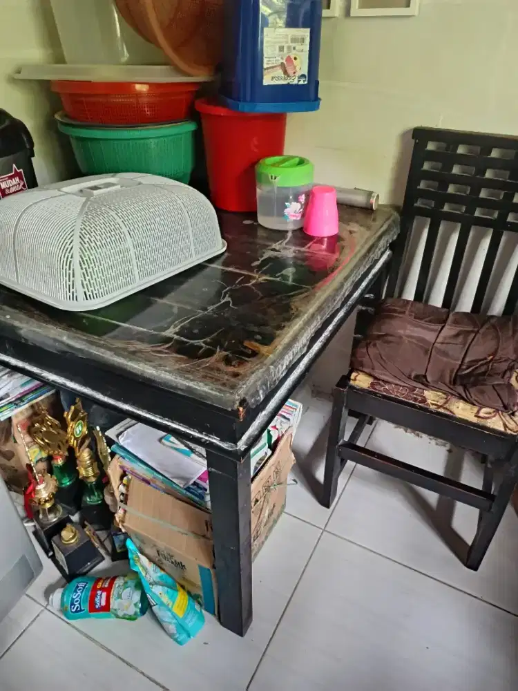 Meja dan kursi second