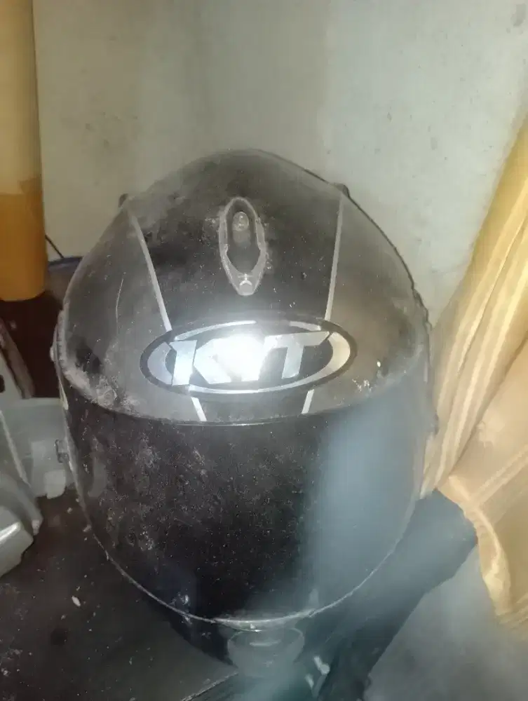 Helm full face kyt