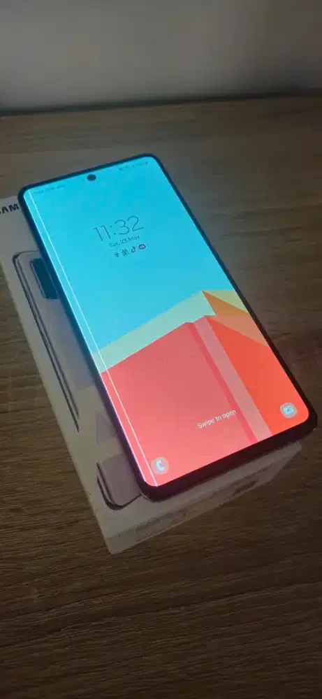 SAMSUNG A71 8/128 ADA MINUSNYA
