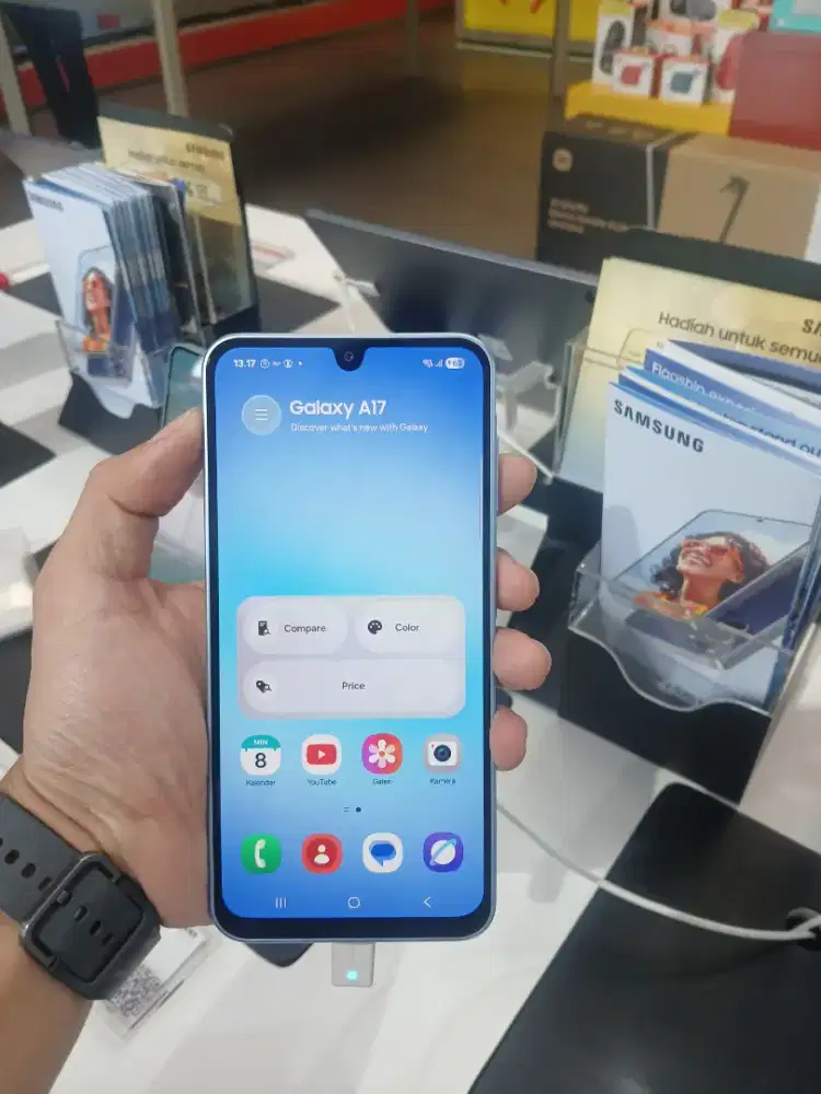 Kredit Samsung Galaxy A17