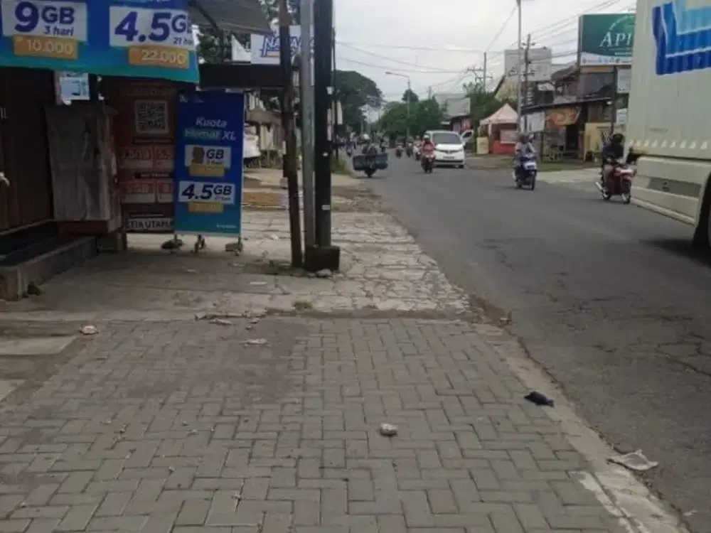 DISEWAKAN GUDANG AKSES TRONTON PINGGIR JALAN DEKAT RINGROAD SELATAN BANGUNHARJO BANTUL