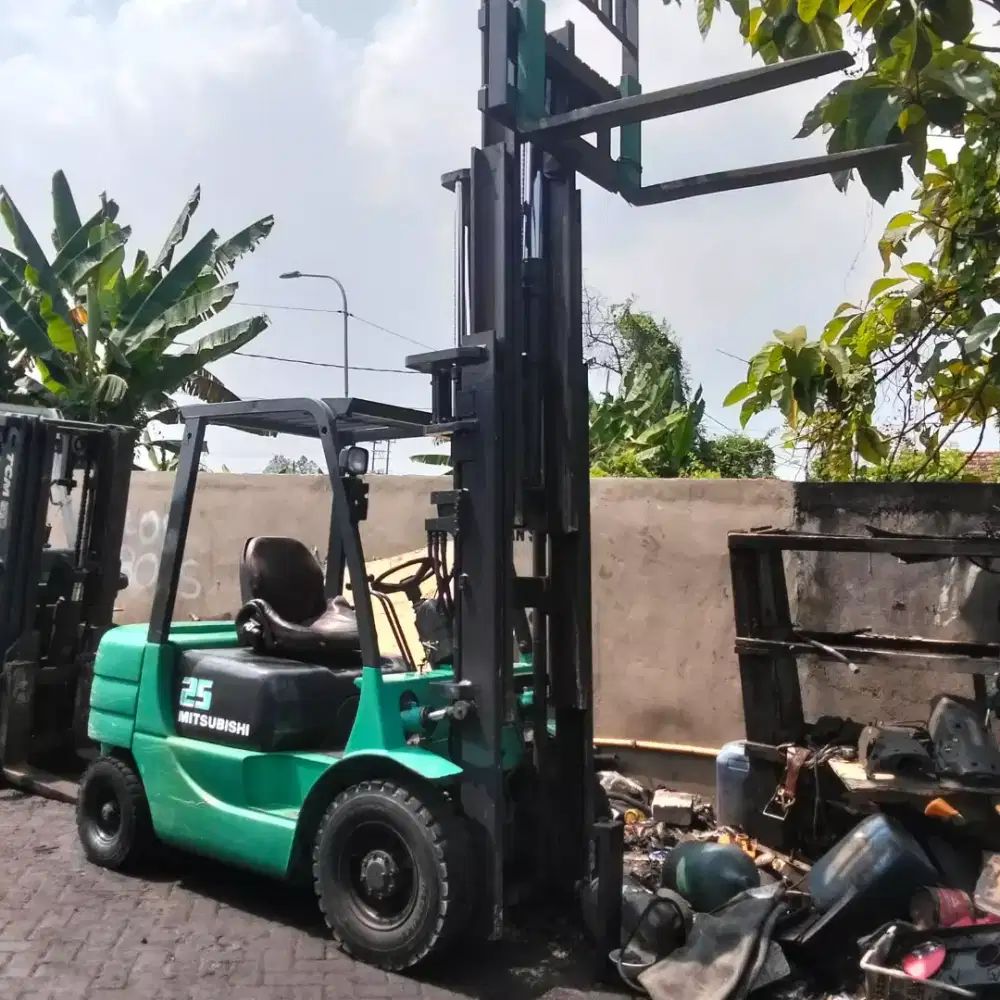 Mitsubishi 2.5 ton