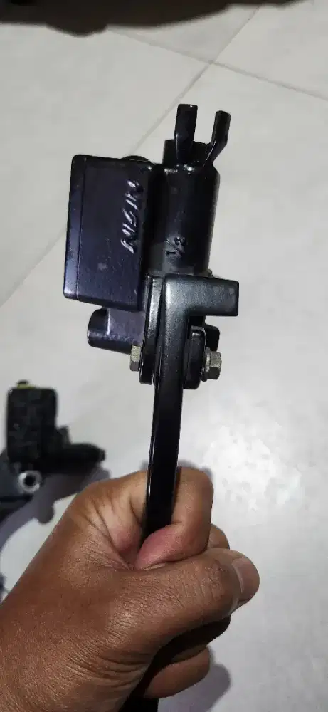 Master rem adv 160