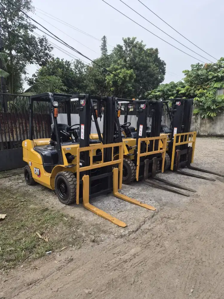 Forklift 2,5 Ton Caterpillar 2021