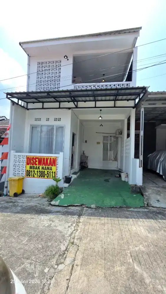 DISEWAKAN RUMAH 2 LANTAI