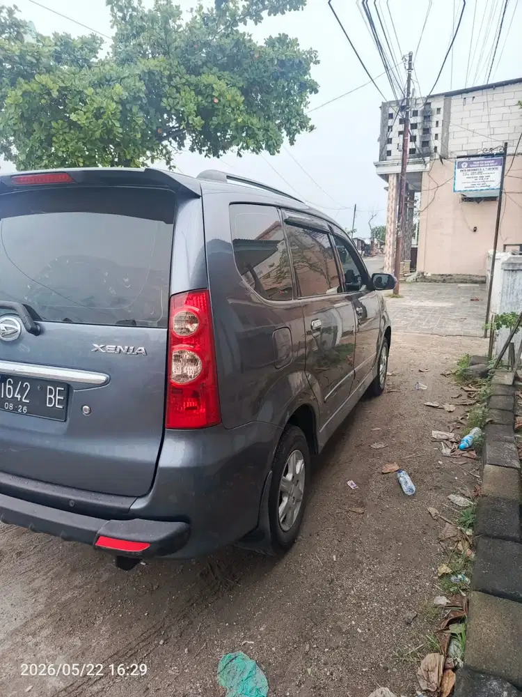 Daihatsu Xenia 2011 Bensin