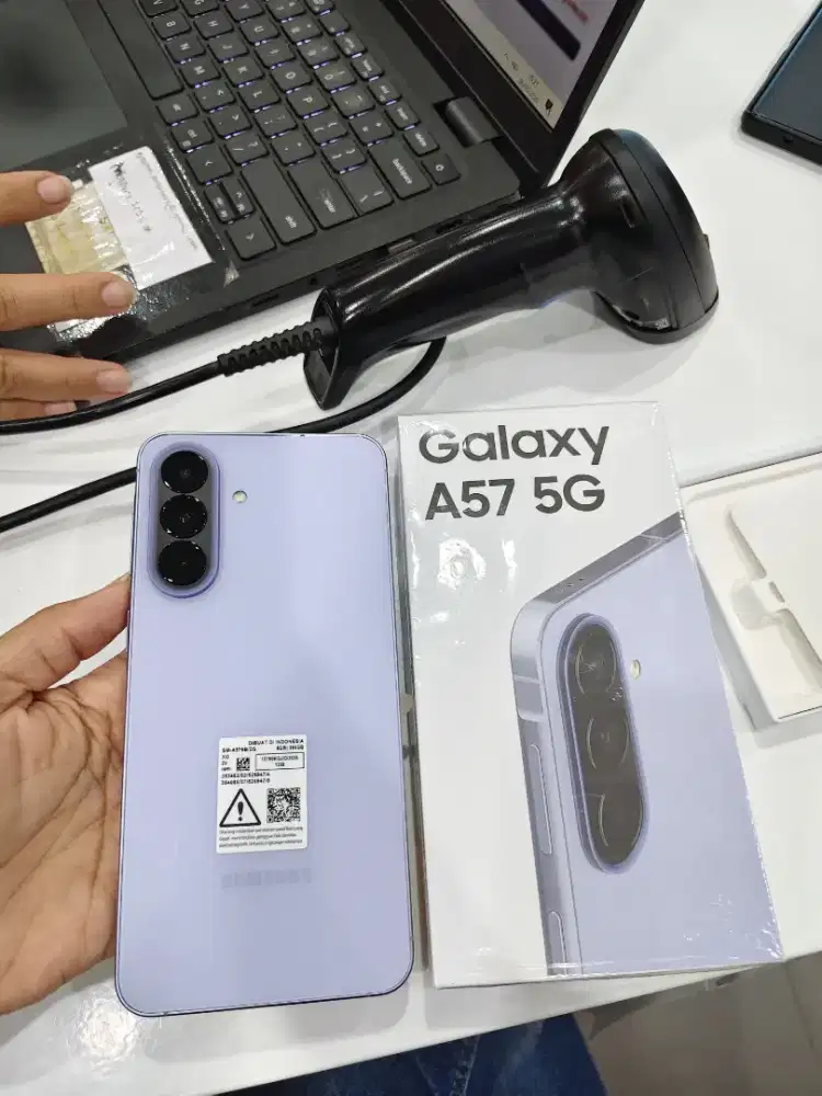 Samsung A57 series cicilan 0% hanya di erafone antasari 595/bulan