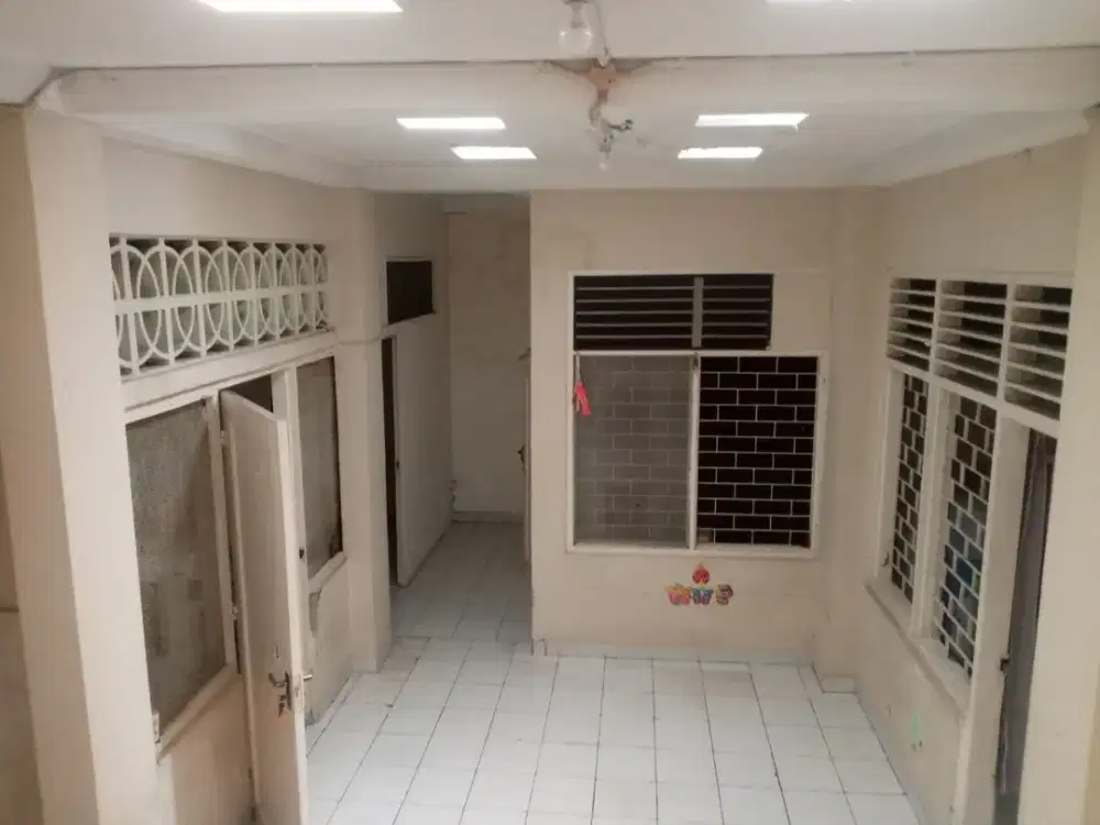 Disewakan Rumah di Rawamangun dekat Tiptop