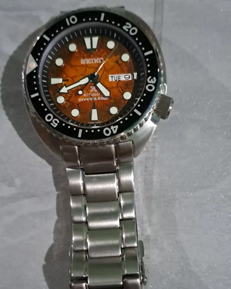 Jam Tangan Seiko turtle warna orange nego